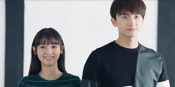 电视剧《班长殿下》改编自小说《蜜爱百分百:校草的专属甜心》,由企鹅