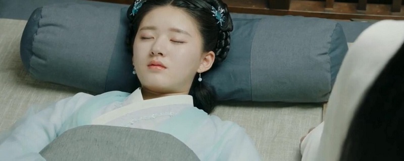 成的古装剧《天雷一部之春花秋月》中的女主,小春花的扮演者是赵露思