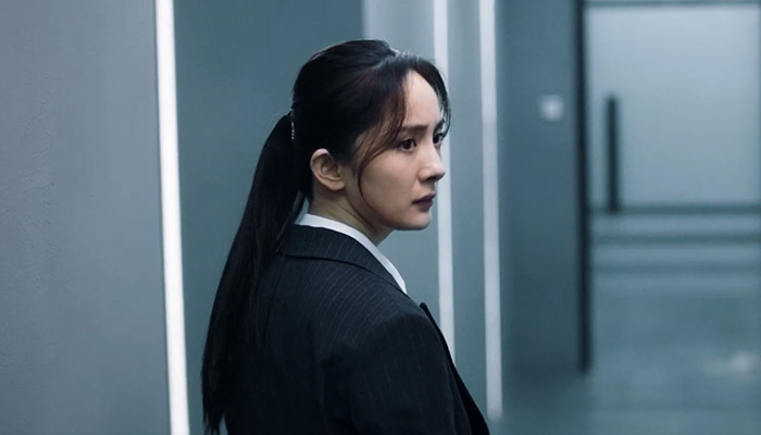 暴风眼中安静为什么退学