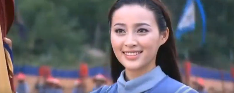 以丹格格和皇上是亲兄妹吗