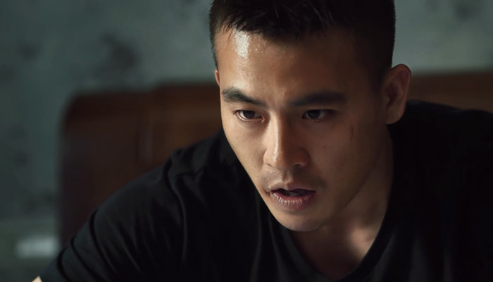 黑白禁区里的淦小暖是谁的女儿