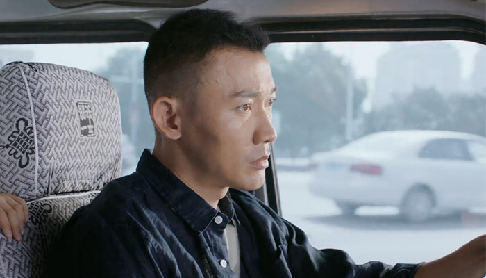 外卖小哥救了女主播是什么电视剧