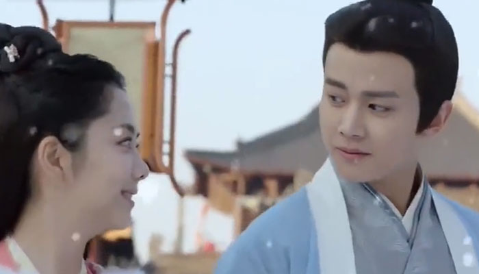 锦衣之下是在湖南卫视播出吗