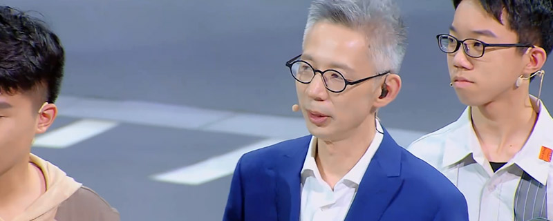 最强大脑主持人