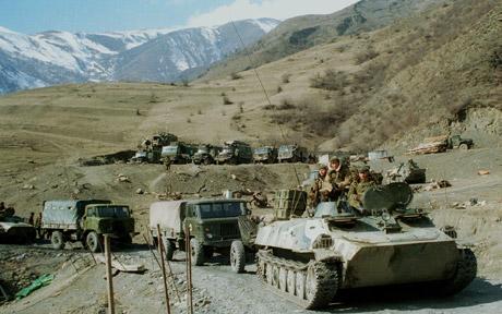 1999年8月27日 俄军队清剿车臣非法武装