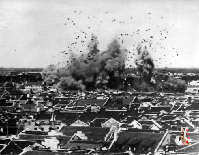 1937年8月23日 日机轰炸上海，平民死伤无数
