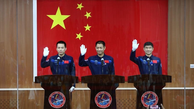 神舟十二号三位宇航员什么时候回来