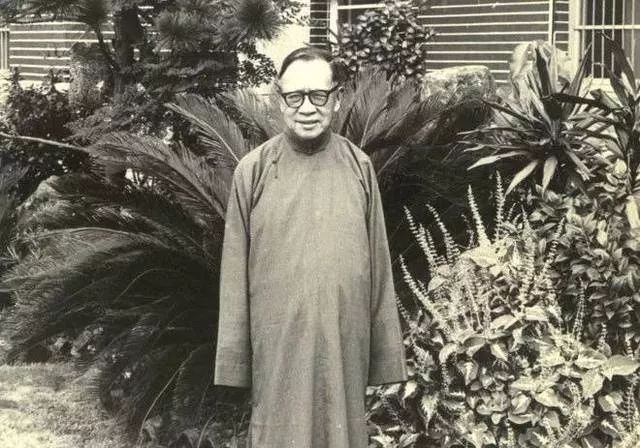 1996年8月30日 史学家钱穆在台北逝世