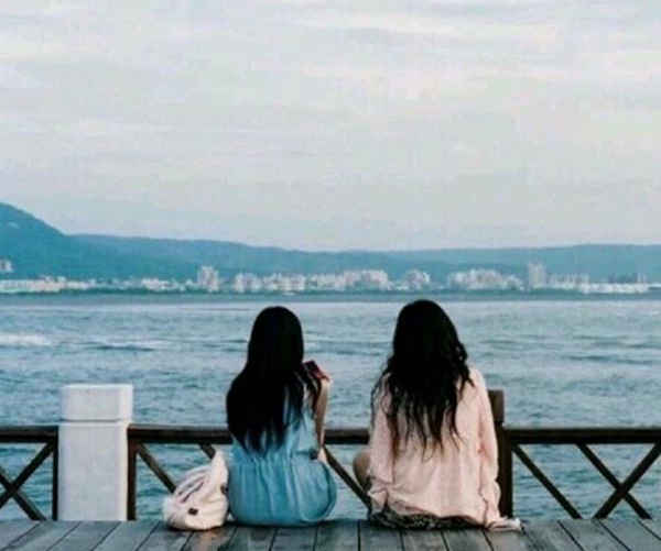 发小和闺蜜的区别