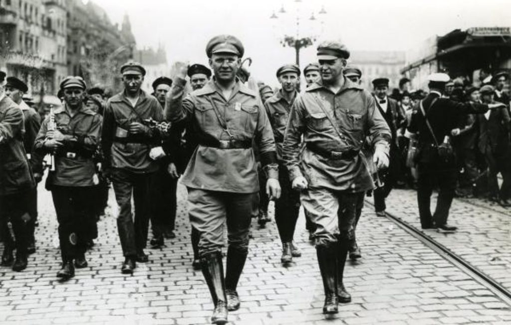 1944年8月18日 德国革命家台尔曼被害