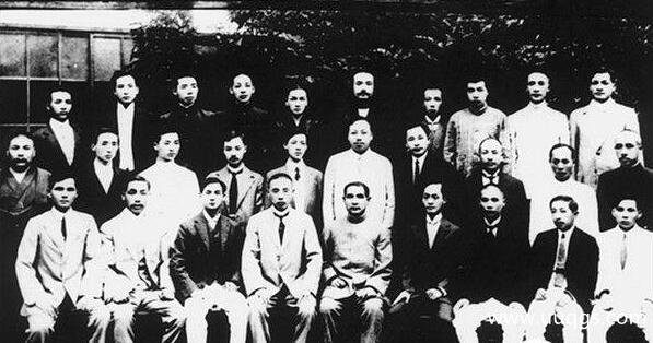 1917年8月25日 孙中山领导护法运动