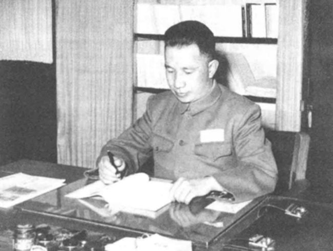 1998年9月14日 杨尚昆逝世