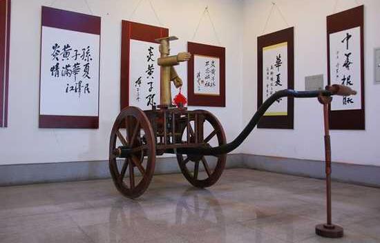 马钧发明的指南车