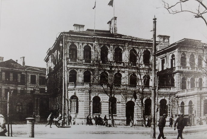 1910年10月8日 上海银号钱庄纷纷倒闭