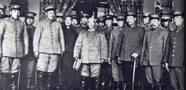 1913年10月6日 袁世凯就任正式大总统