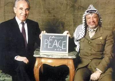 1994年10月14日 阿拉法特佩雷斯拉宾分享诺贝尔和平奖