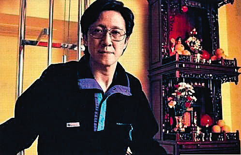 2014年11月20日 香港著名电影制片人向华胜病逝