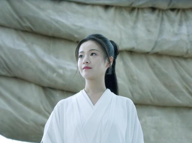 雪中悍刀行李淳罡为什么保护徐凤年